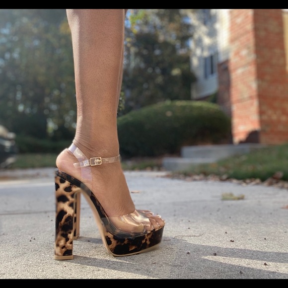 Leopard print heel - Picture 6 of 8